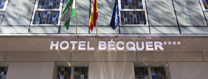 Hotel Bécquer - Fachada
