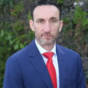 Manuel-Molina-470×705-1 Manuel-Molina-470x705-1